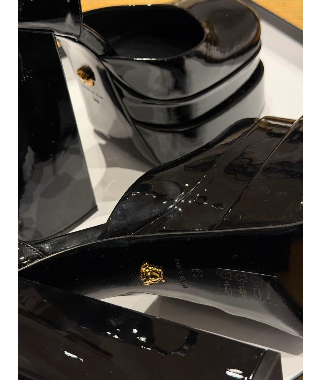VERSACE Черные туфли из лакированной кожи, фото 5