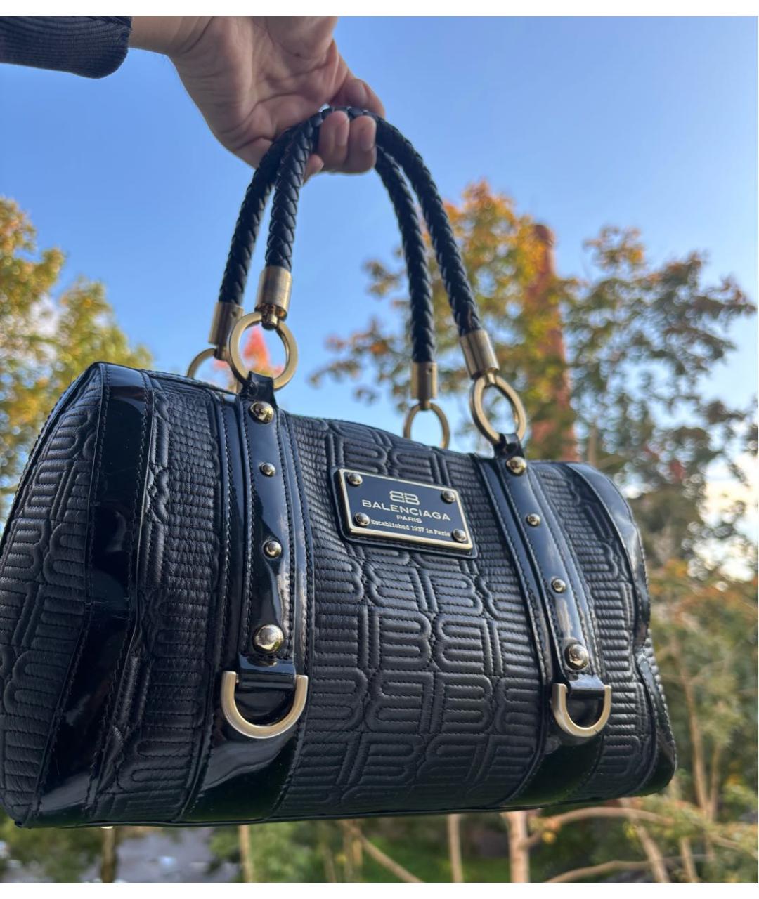 BALENCIAGA Черная сумка с короткими ручками из экзотической кожи, фото 6
