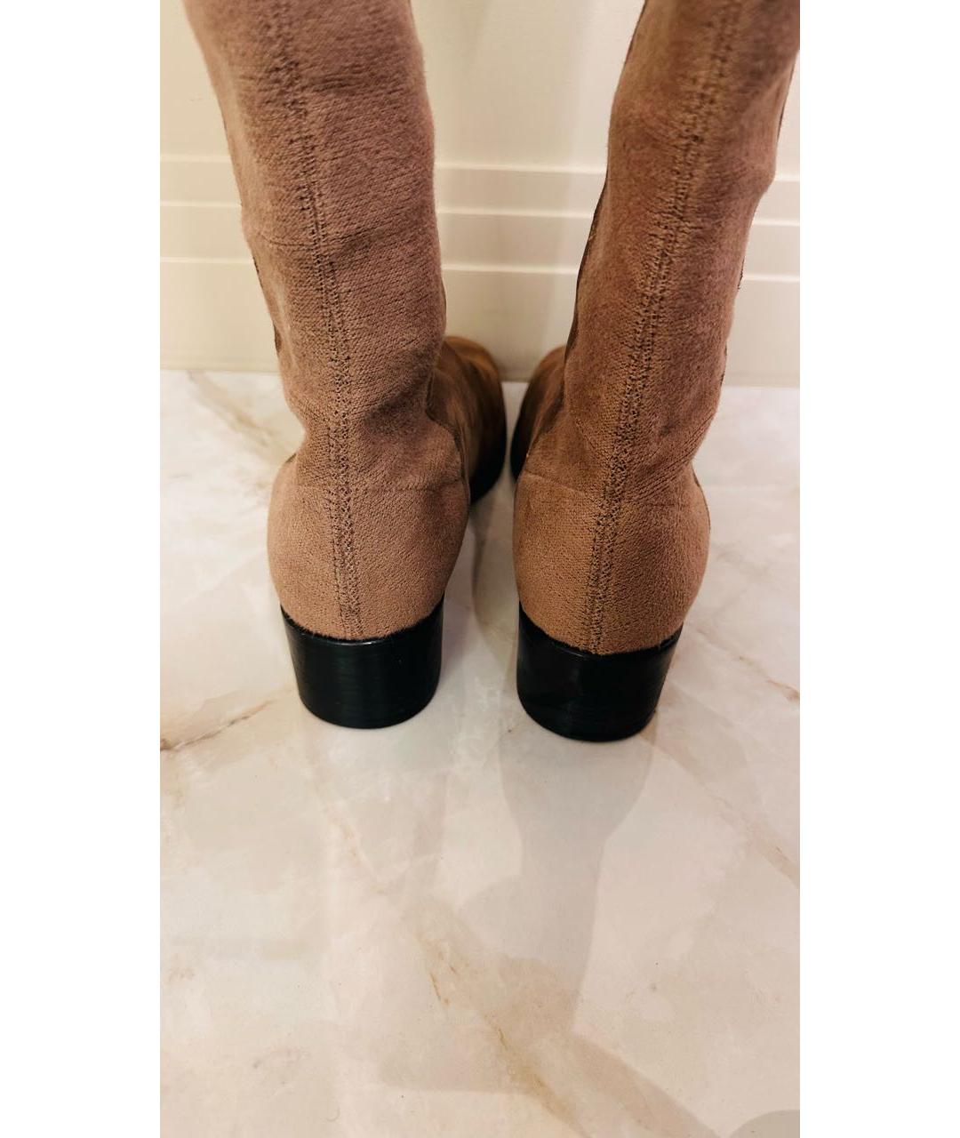 STUART WEITZMAN Бежевые замшевые ботфорты, фото 4