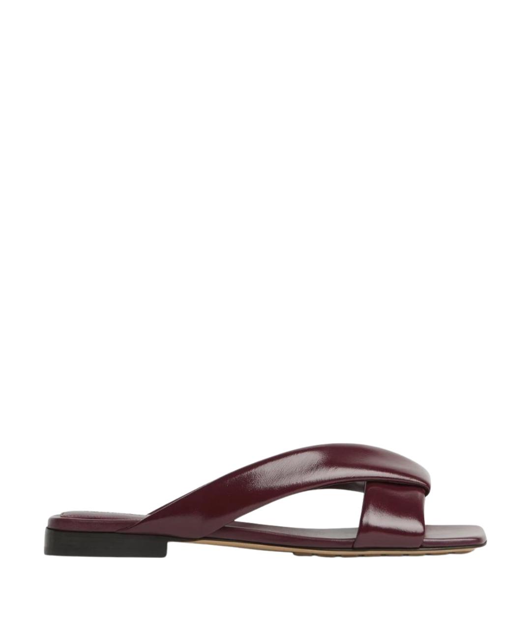 BOTTEGA VENETA Бордовые шлепанцы из лакированной кожи, фото 1
