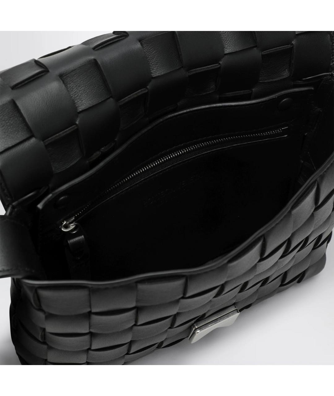 BOTTEGA VENETA Черная кожаная сумка через плечо, фото 4