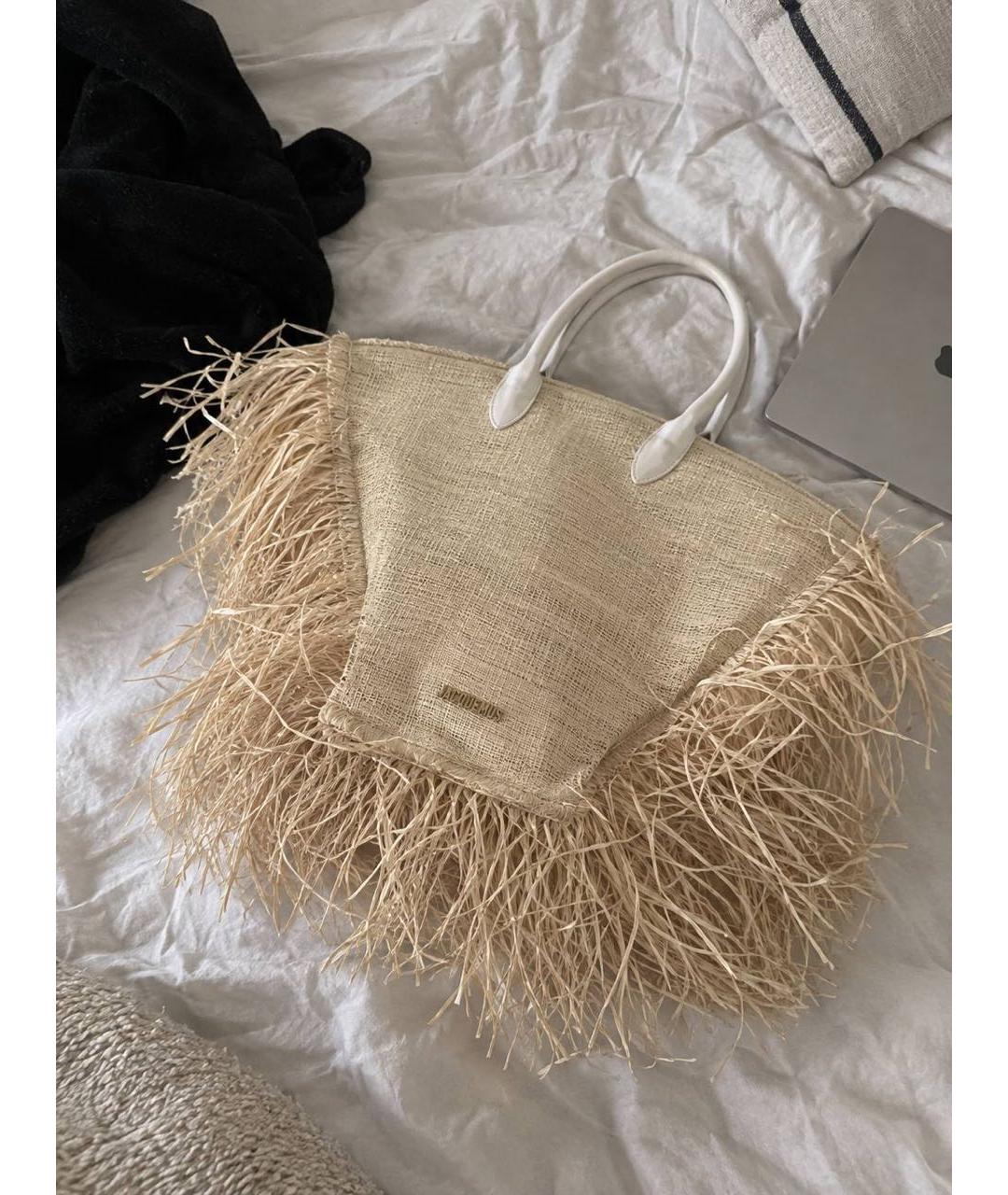 JACQUEMUS Бежевая рафиевая сумка тоут, фото 5