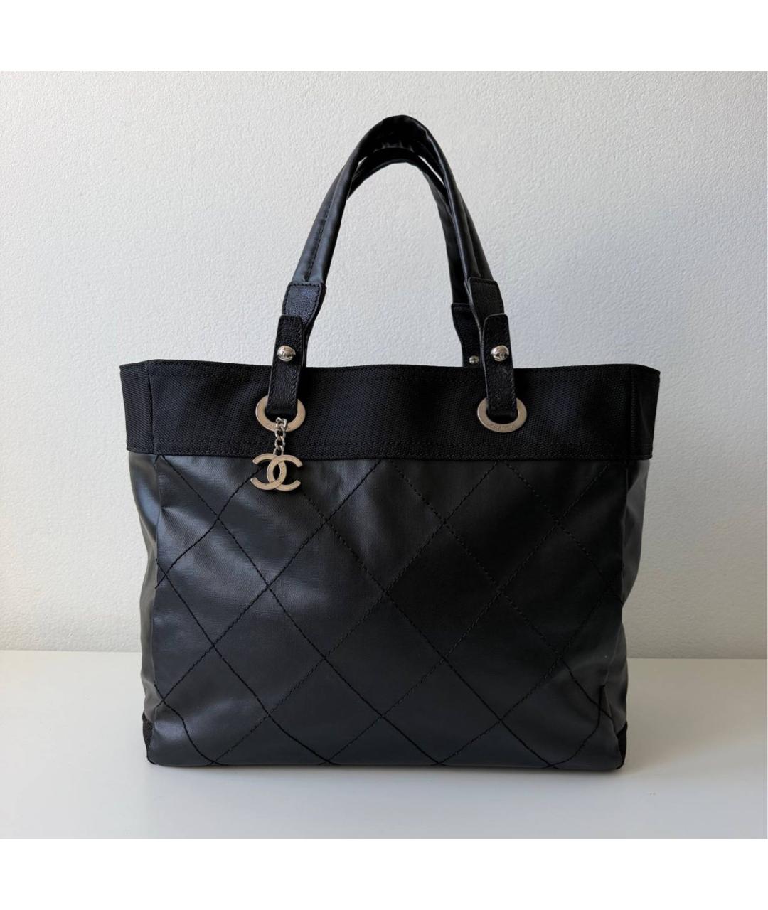 CHANEL Черная кожаная сумка тоут, фото 7