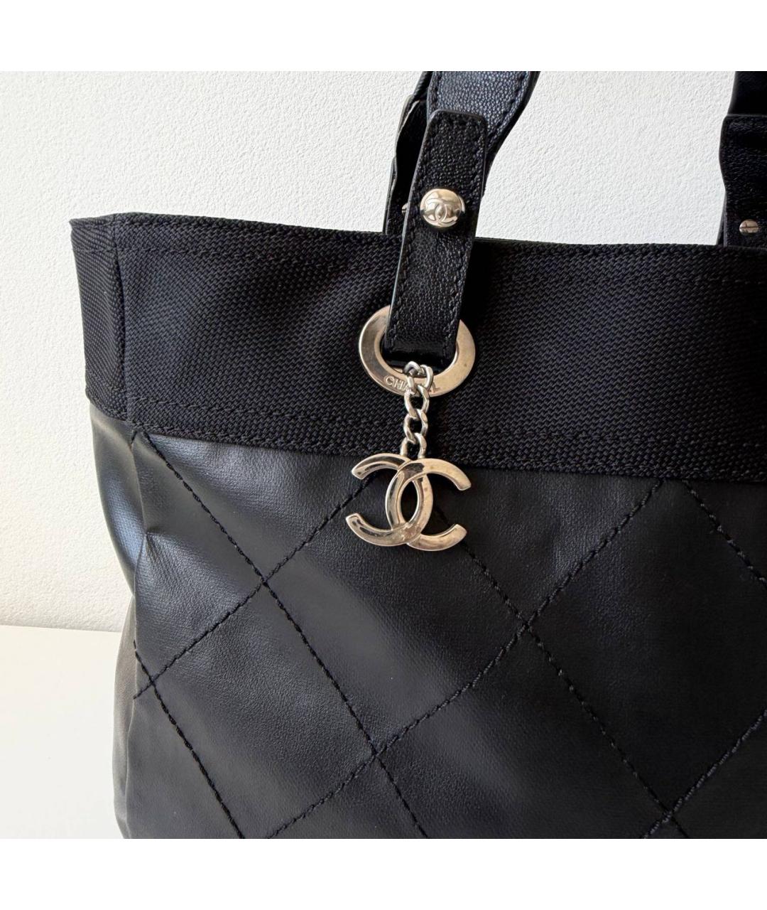 CHANEL Черная кожаная сумка тоут, фото 5