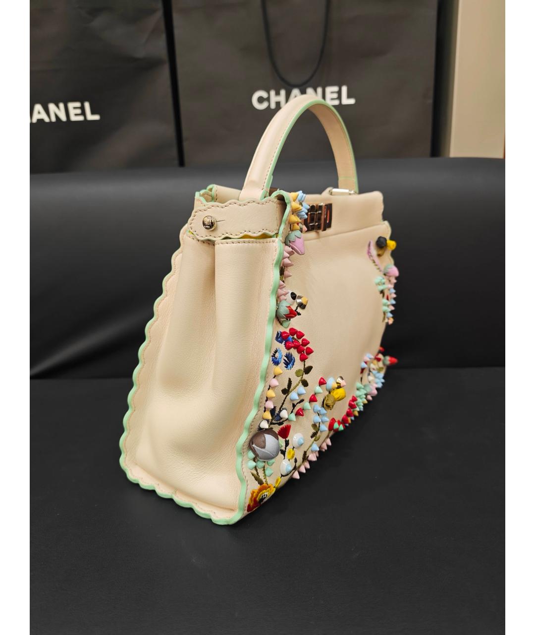 FENDI Бежевая кожаная сумка тоут, фото 4