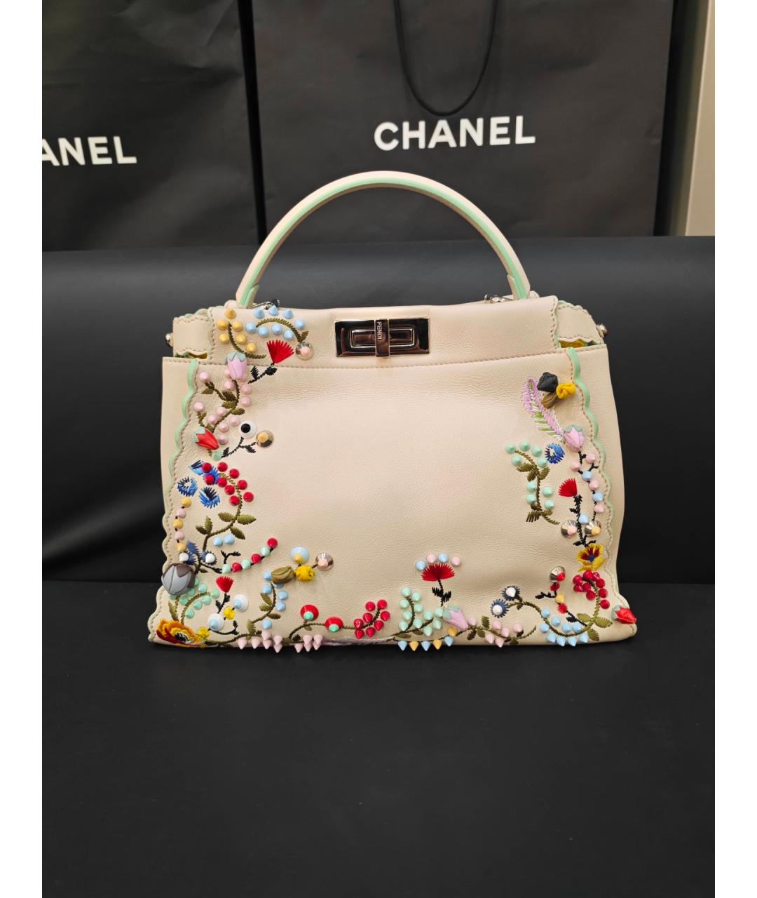 FENDI Бежевая кожаная сумка тоут, фото 9