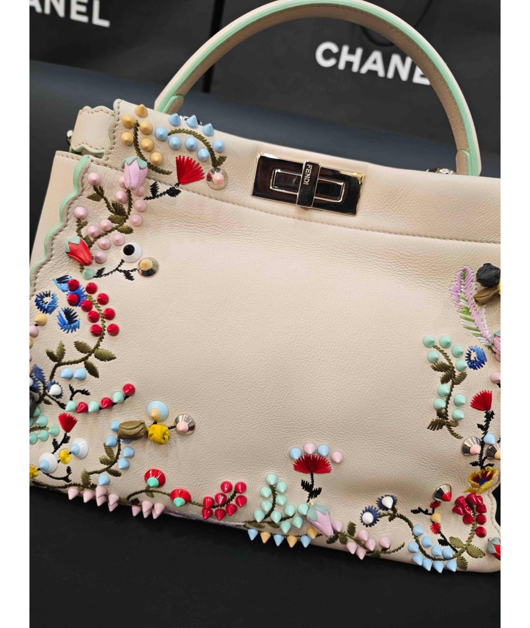 FENDI Бежевая кожаная сумка тоут, фото 2