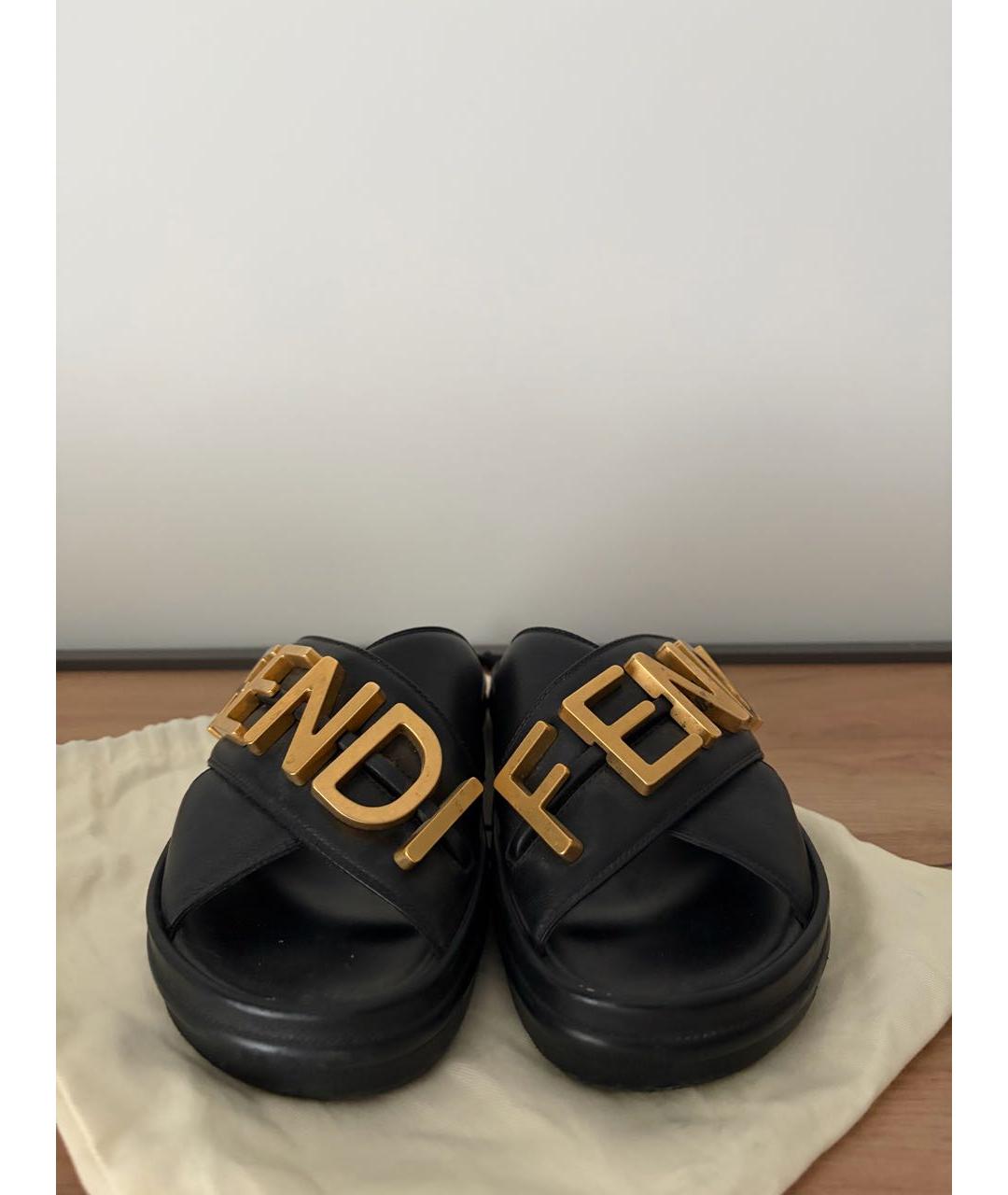 FENDI Черные кожаные сабо, фото 2