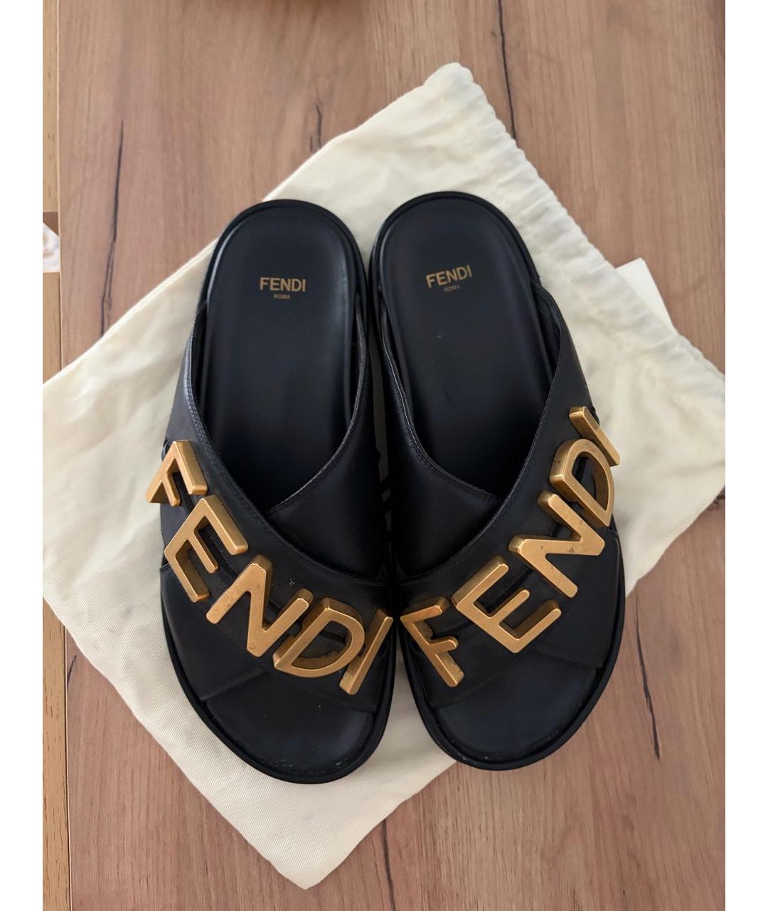 FENDI Черные кожаные сабо, фото 3
