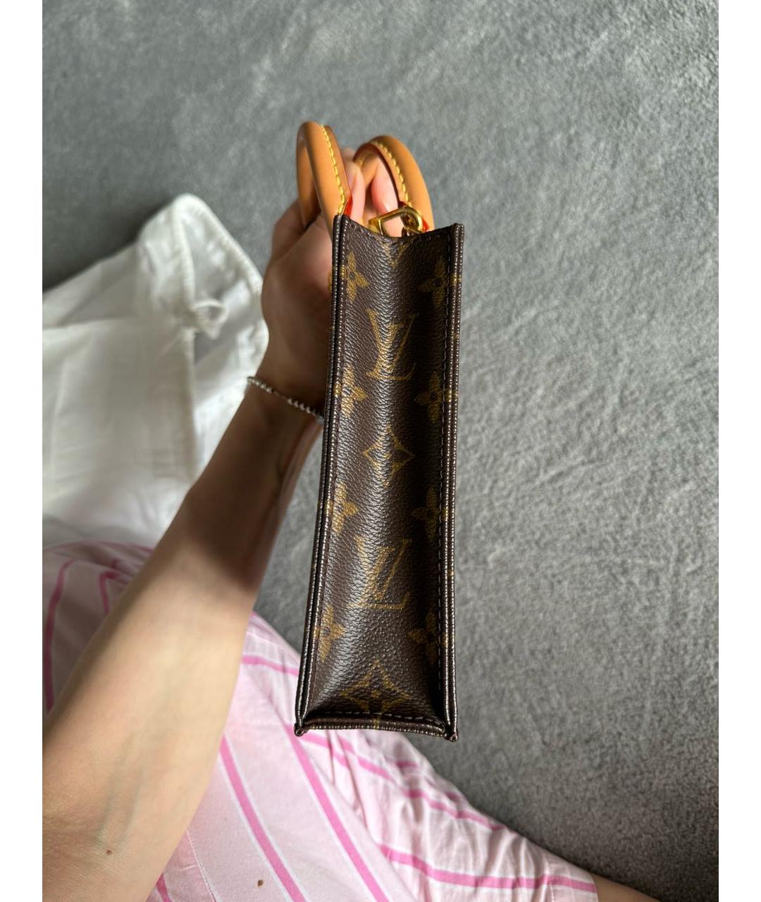 LOUIS VUITTON Коричневая сумка с короткими ручками из канвы, фото 3