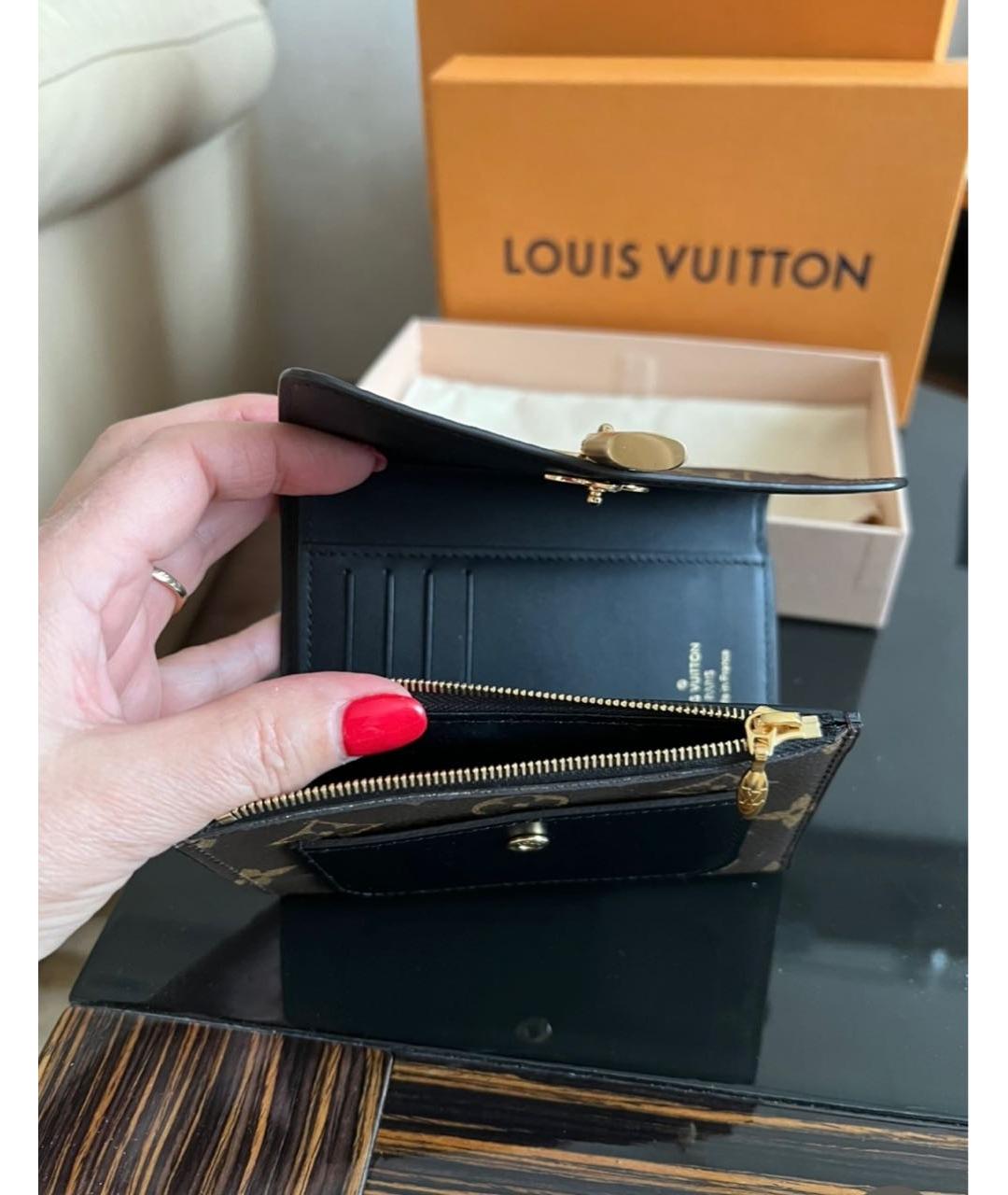 LOUIS VUITTON Коричневый кошелек, фото 4