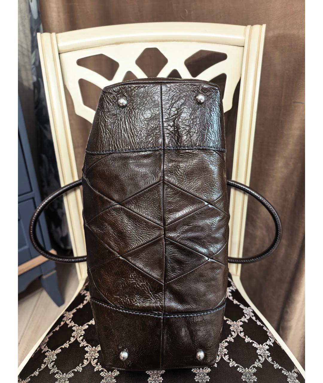 TOD'S Коричневая сумка с короткими ручками из лакированной кожи, фото 6