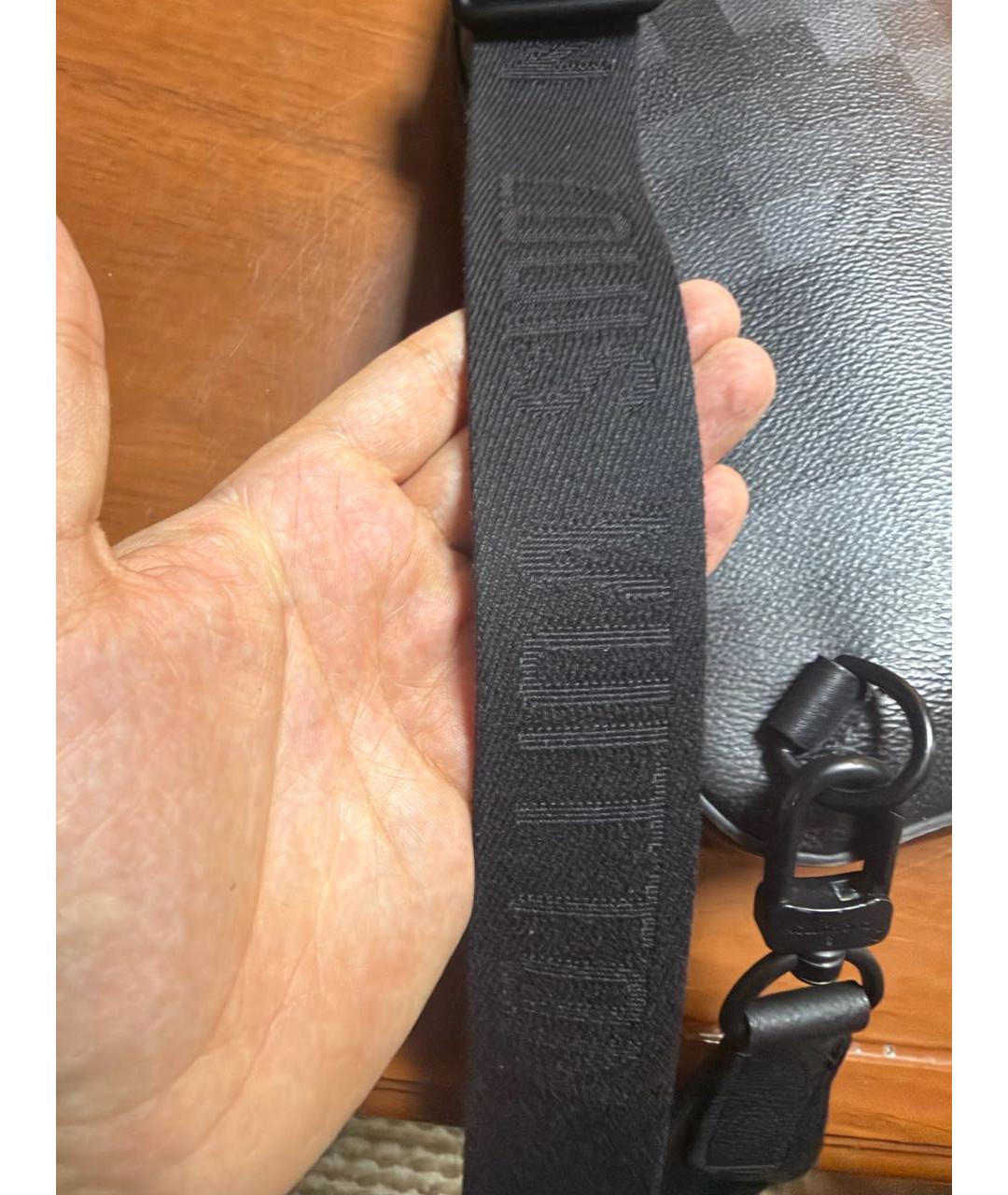 LOUIS VUITTON Серая поясная сумка из канвы, фото 5