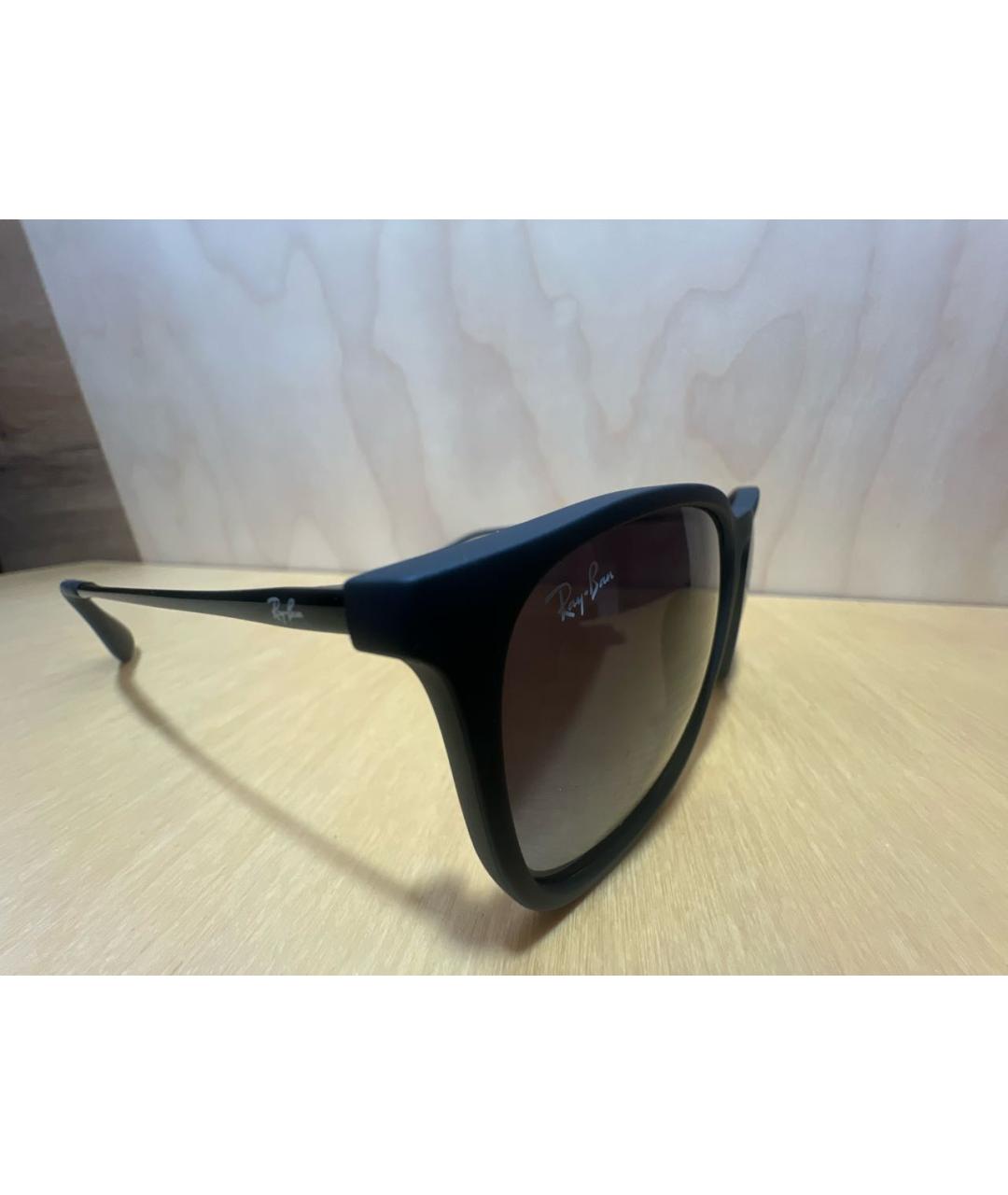 RAY BAN Черные пластиковые солнцезащитные очки, фото 3