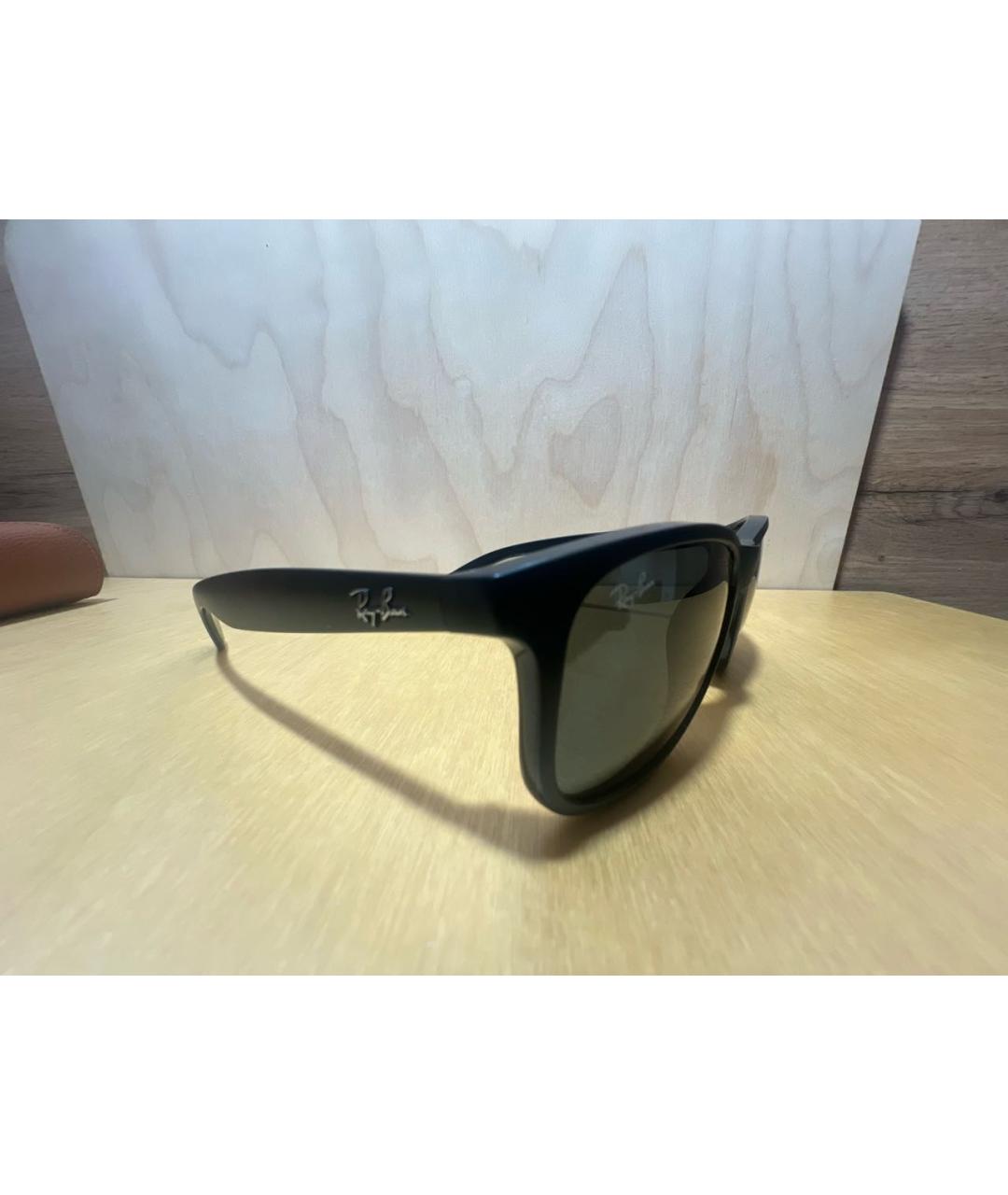 RAY BAN Черные пластиковые солнцезащитные очки, фото 3