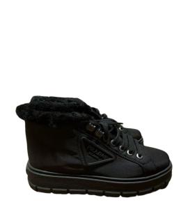 PRADA Ботинки