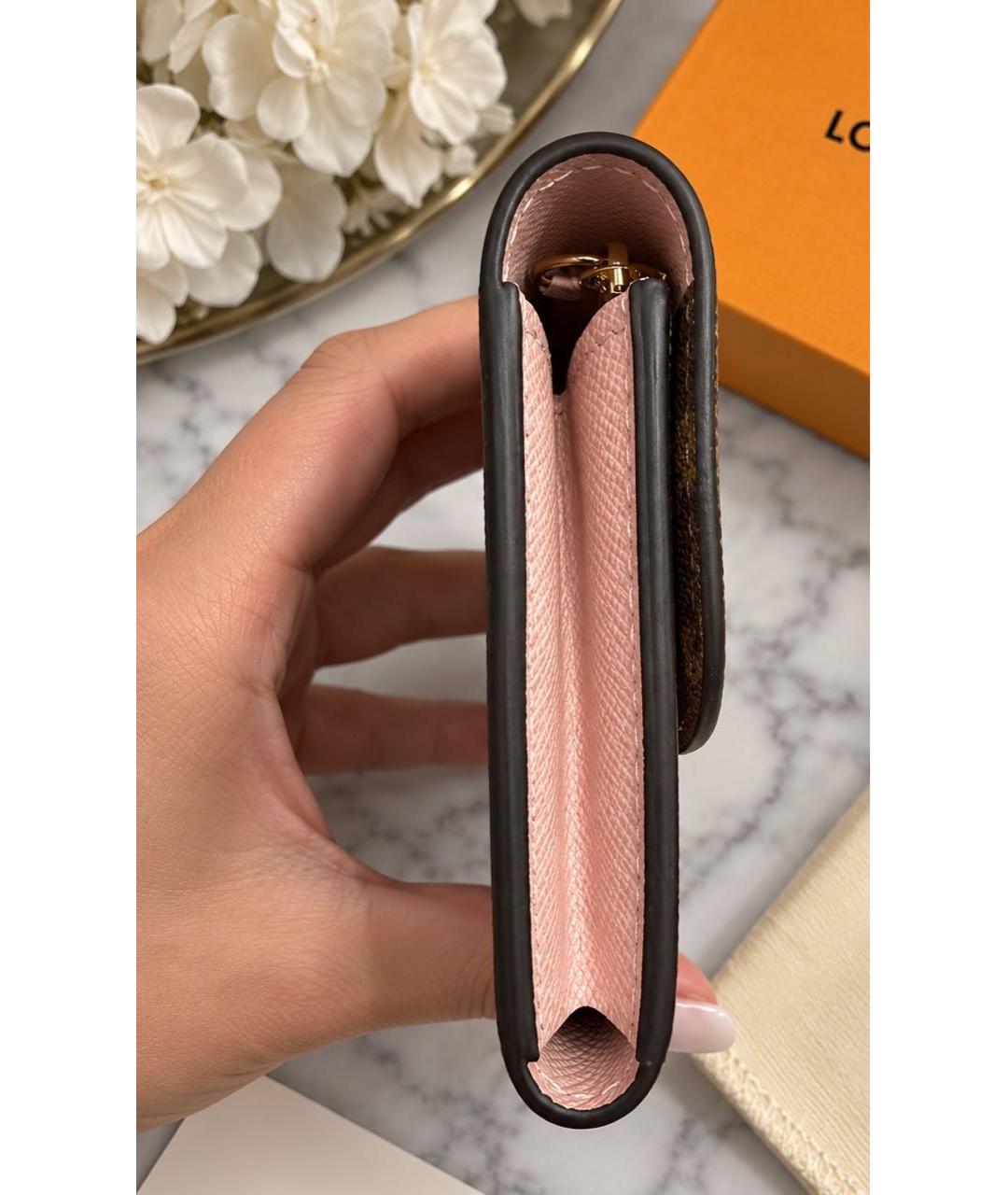 LOUIS VUITTON Розовый кожаный кошелек, фото 2