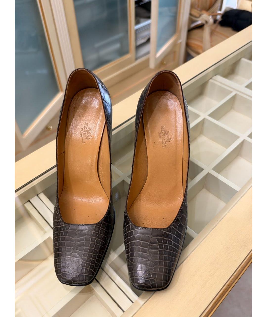 HERMES Антрацитовые туфли из кожи крокодила, фото 2