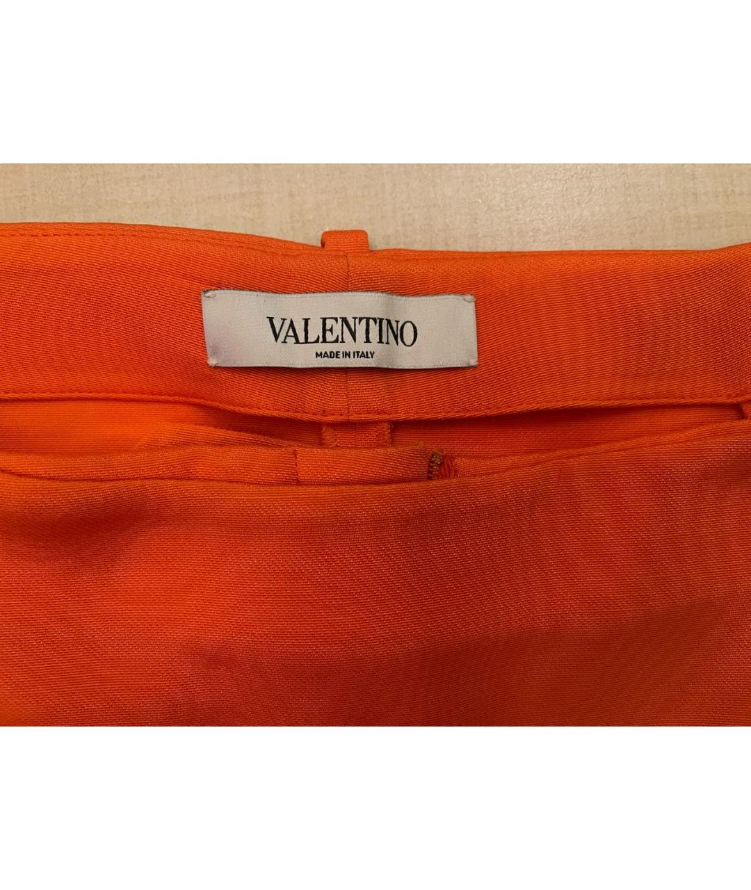 VALENTINO Оранжевое синтетические шорты, фото 4