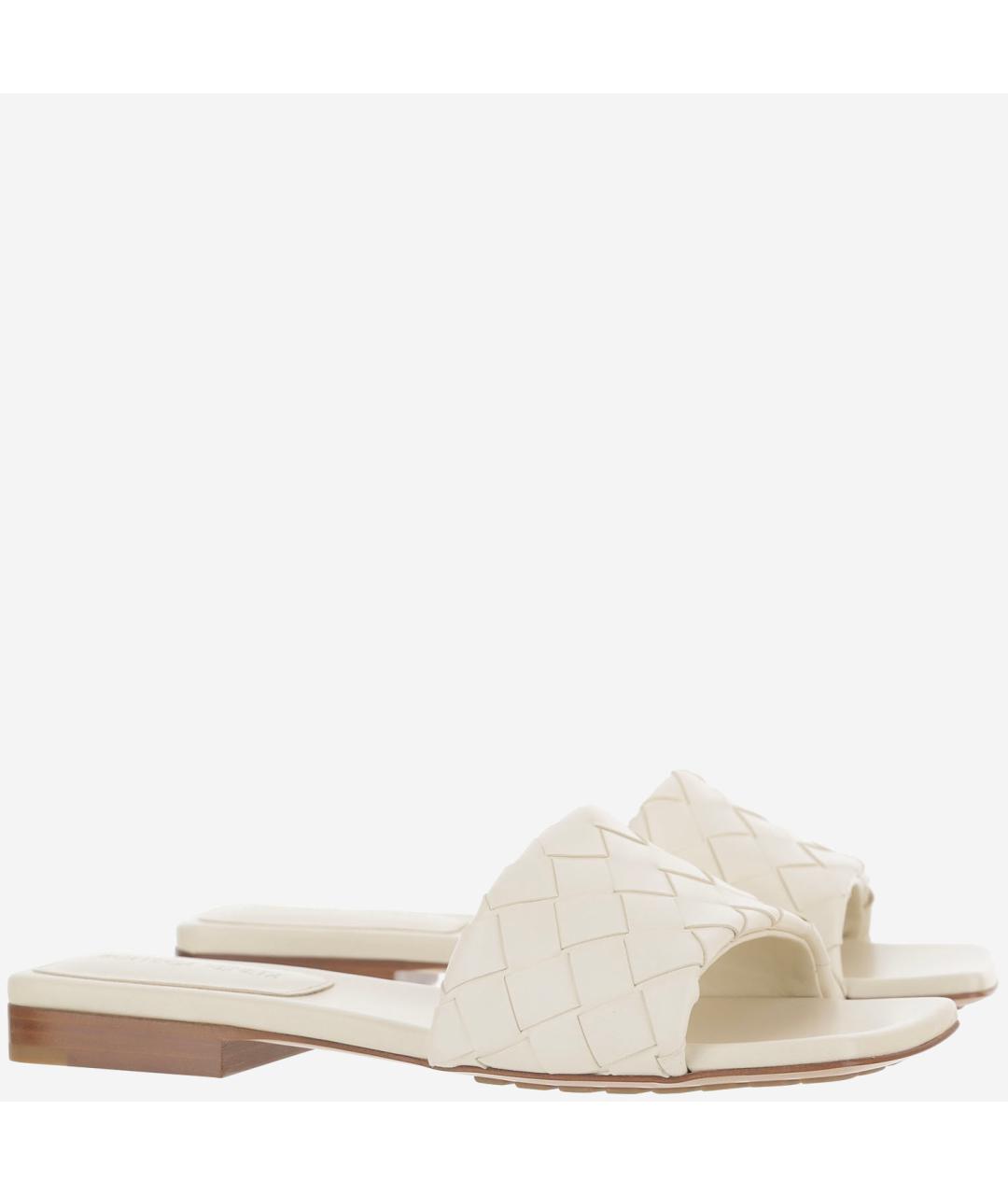 BOTTEGA VENETA Белые кожаные сандалии, фото 3