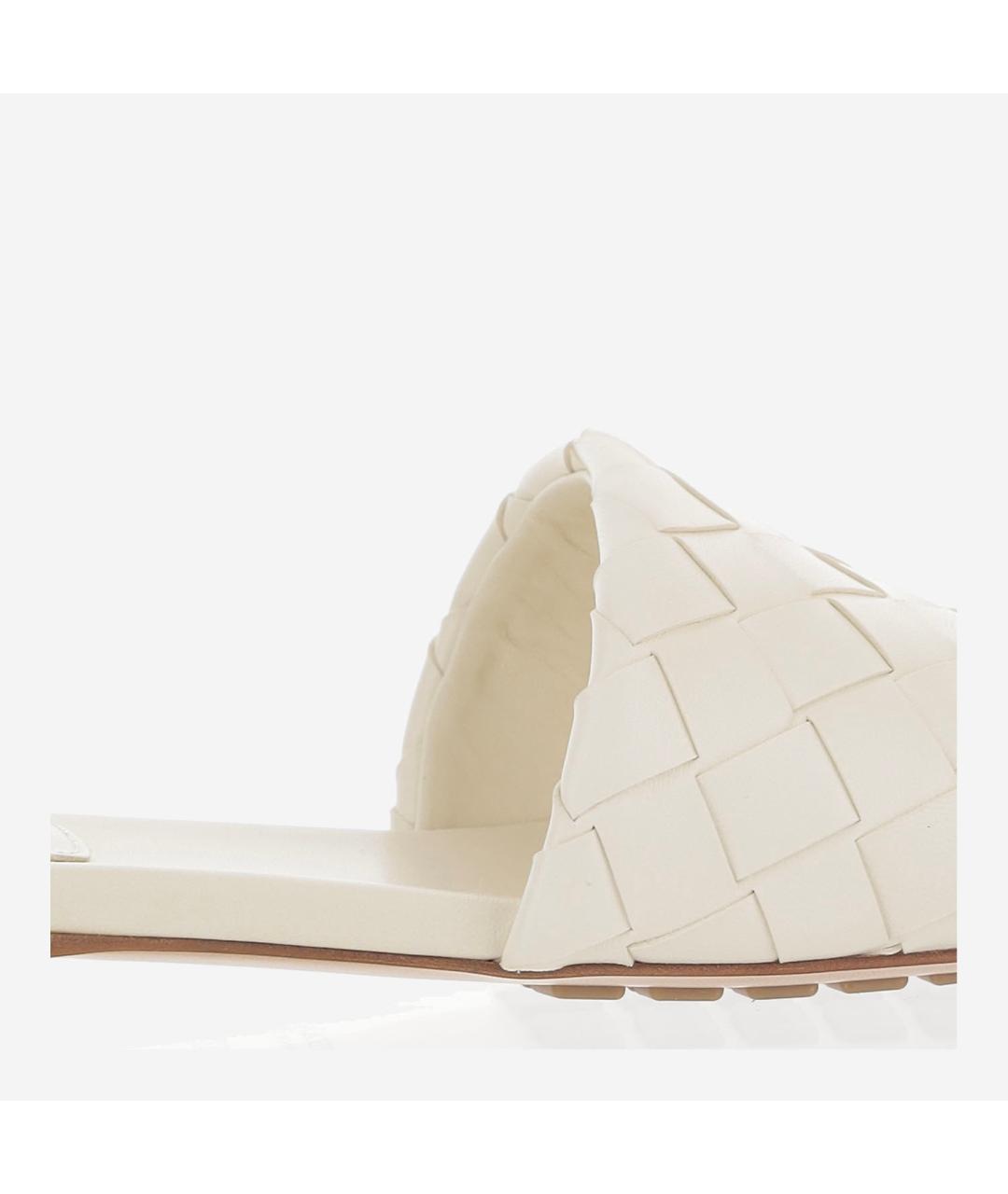 BOTTEGA VENETA Белые кожаные сандалии, фото 5