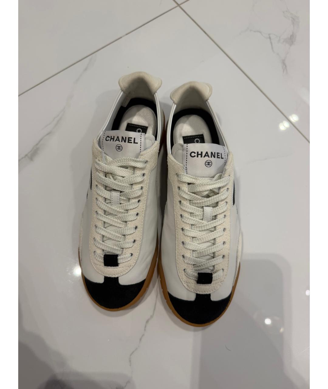 CHANEL Белые кожаные кеды, фото 2