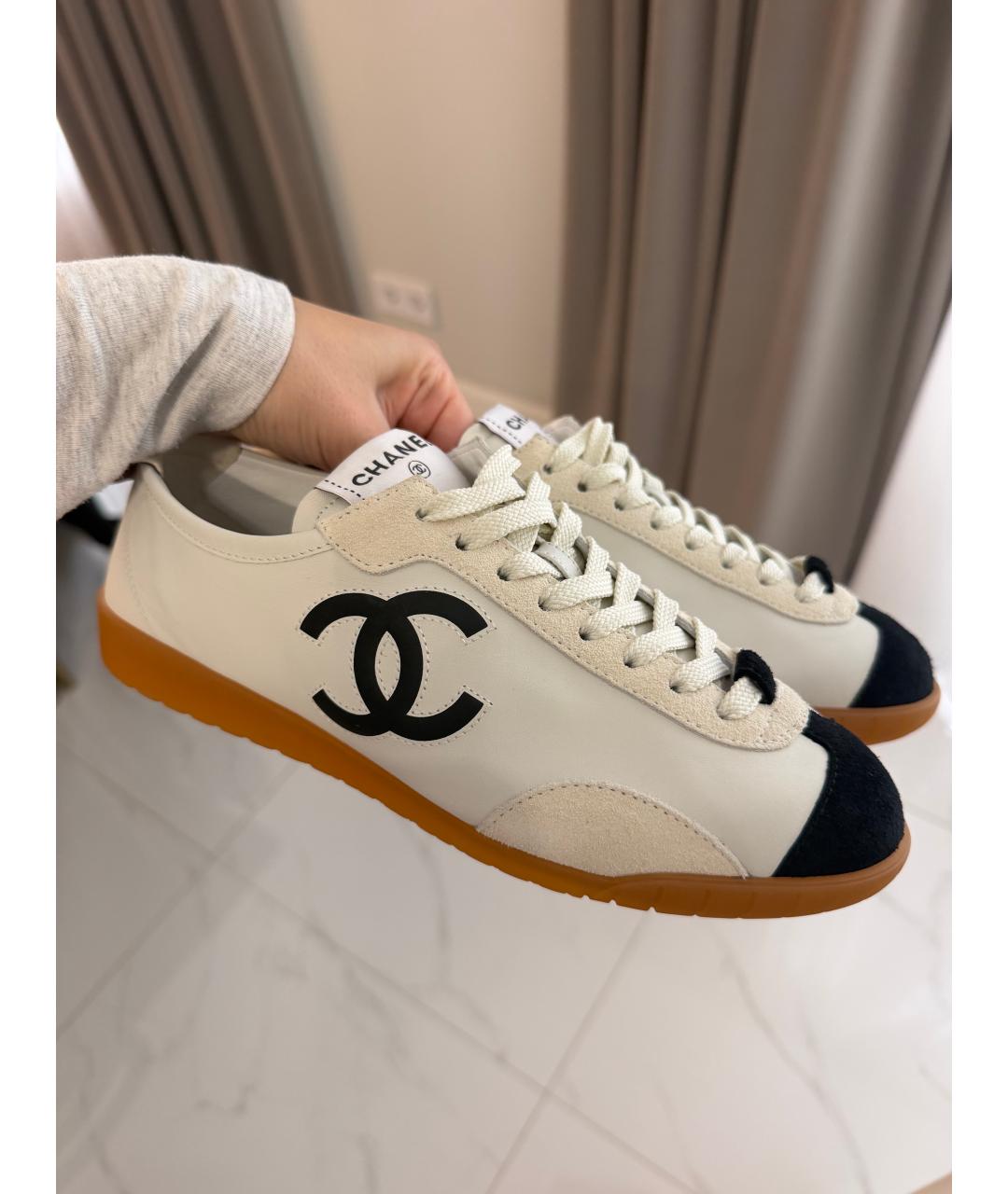 CHANEL Белые кожаные кеды, фото 6