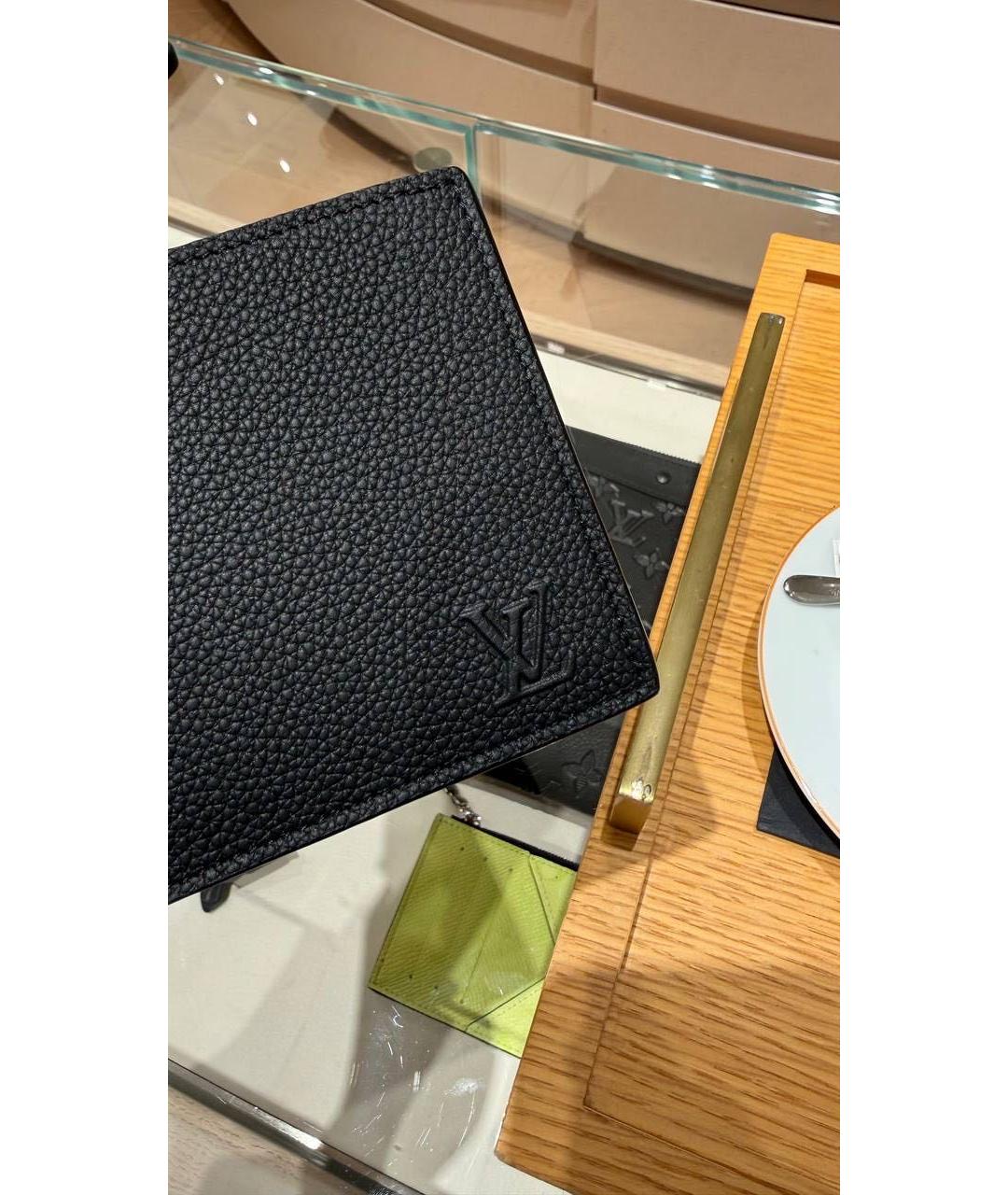 LOUIS VUITTON Черный кожаный кошелек, фото 2
