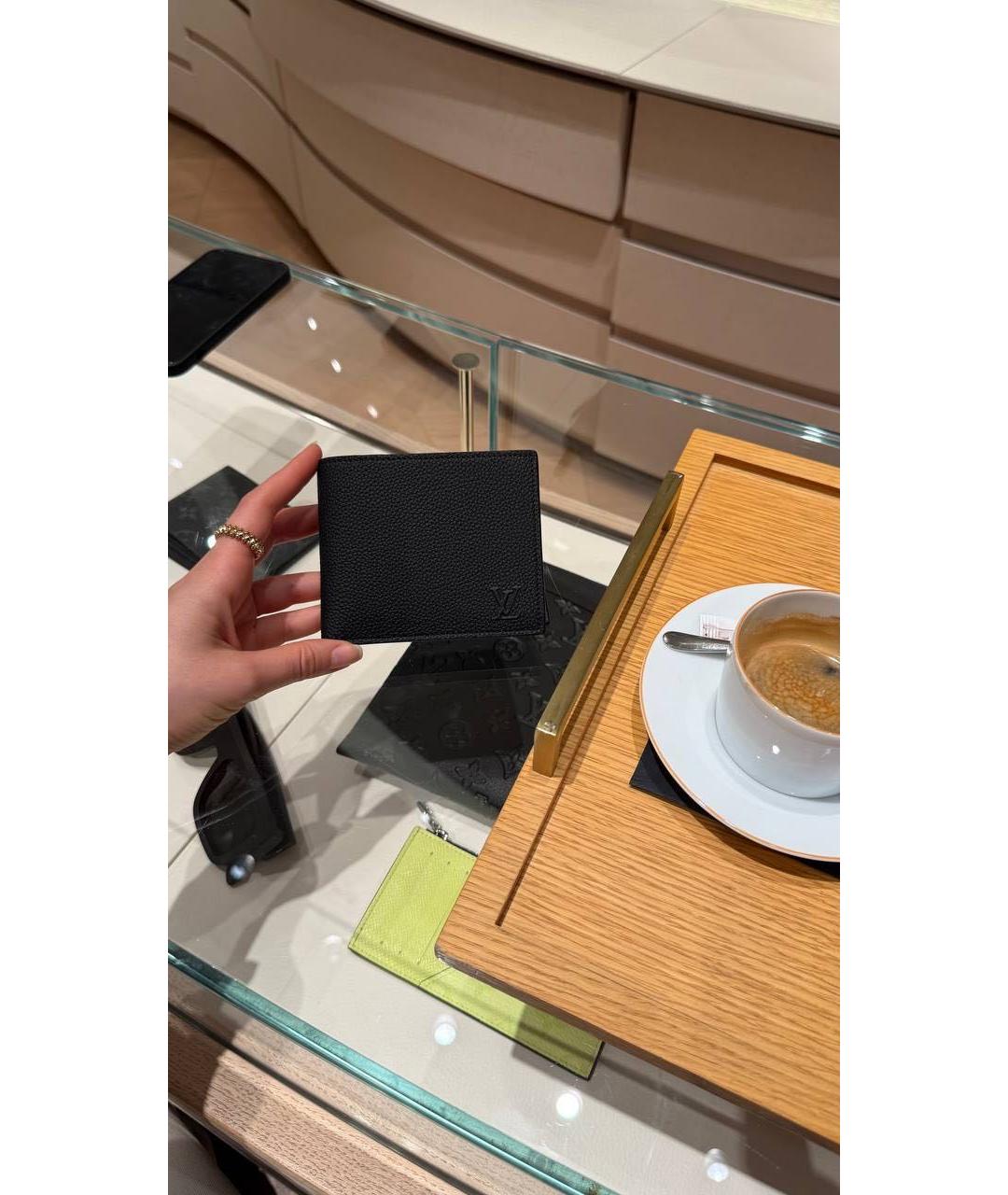 LOUIS VUITTON Черный кожаный кошелек, фото 3