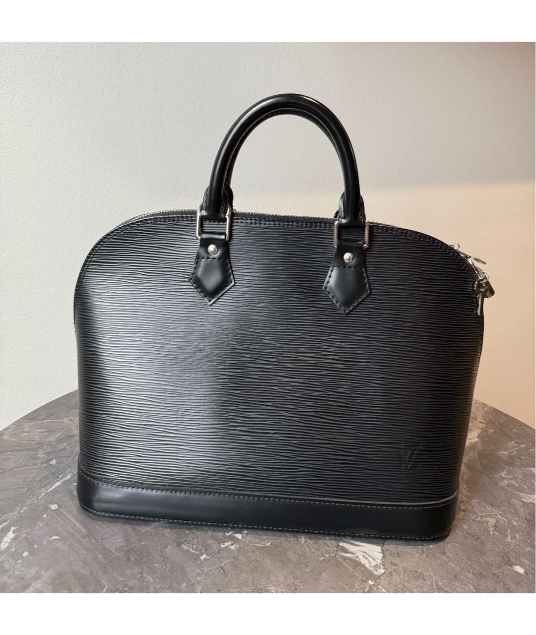 LOUIS VUITTON Черная кожаная сумка с короткими ручками, фото 9