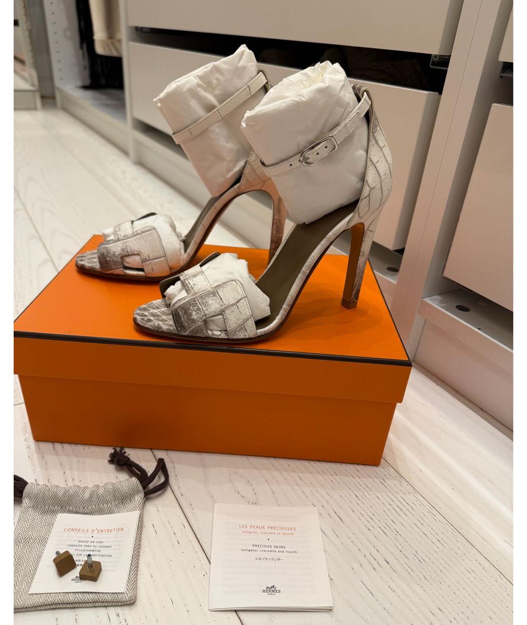 HERMES Белые босоножки из кожи крокодила, фото 2