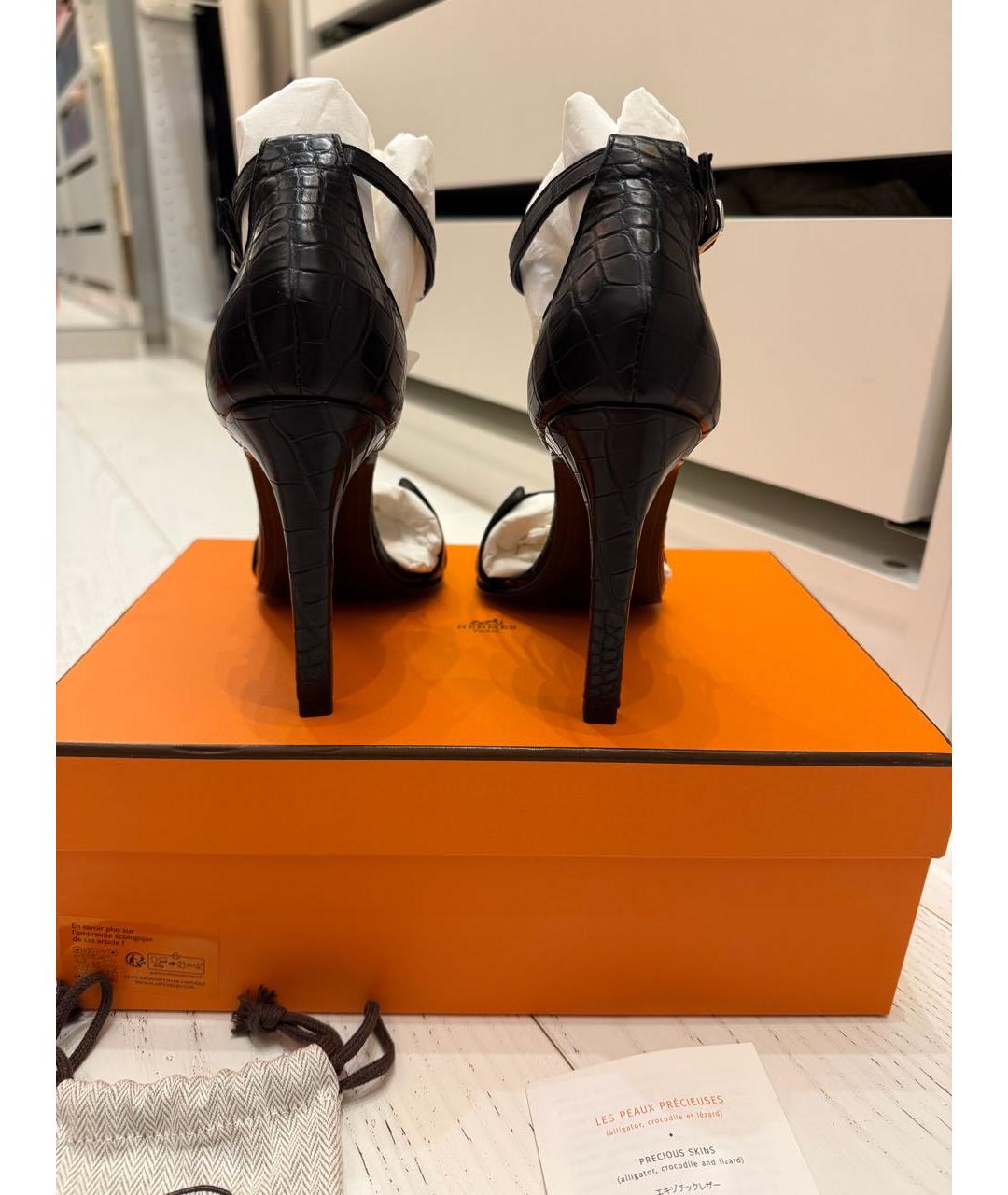 HERMES Черные босоножки из кожи аллигатора, фото 3