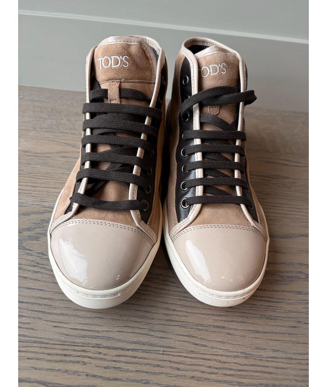 TOD'S Бежевые замшевые кеды, фото 2