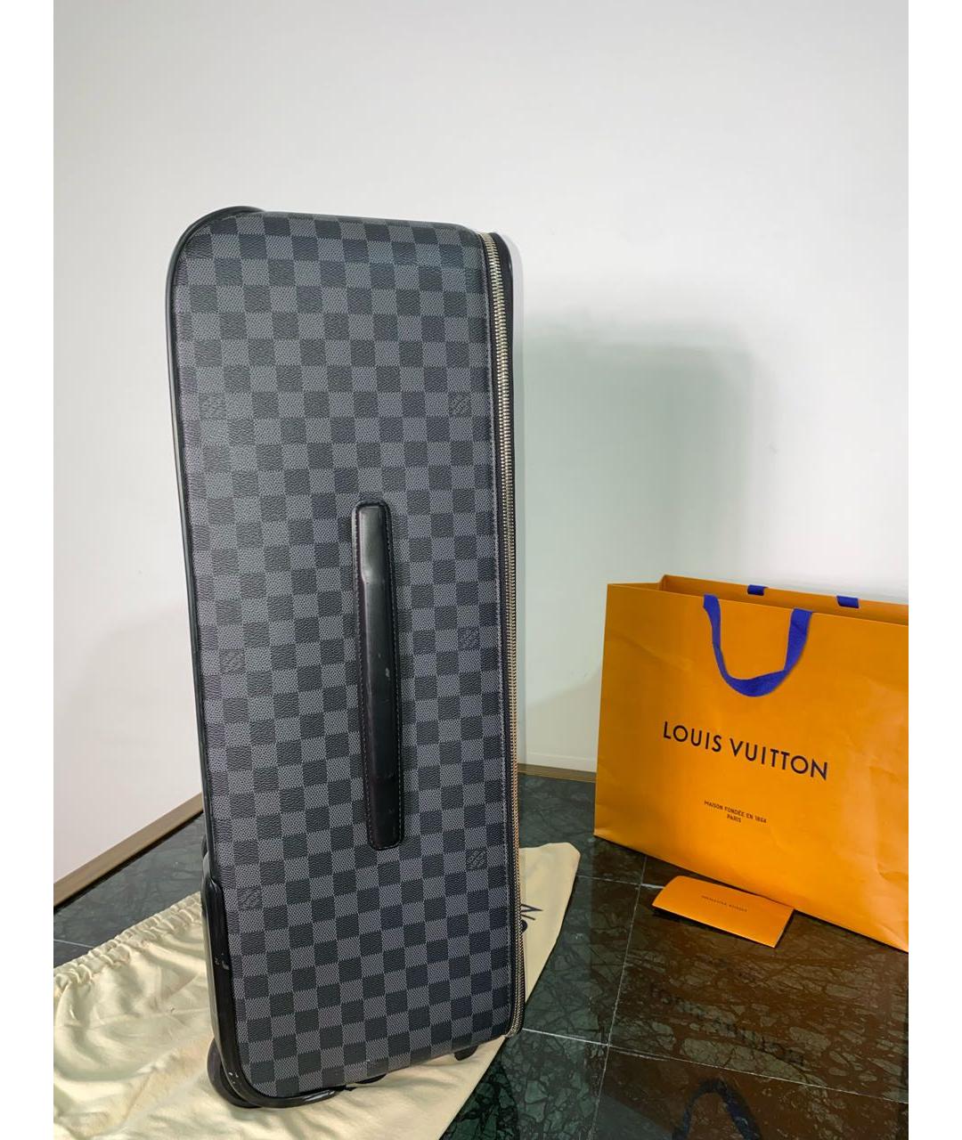 LOUIS VUITTON Черный кожаный чемодан, фото 5