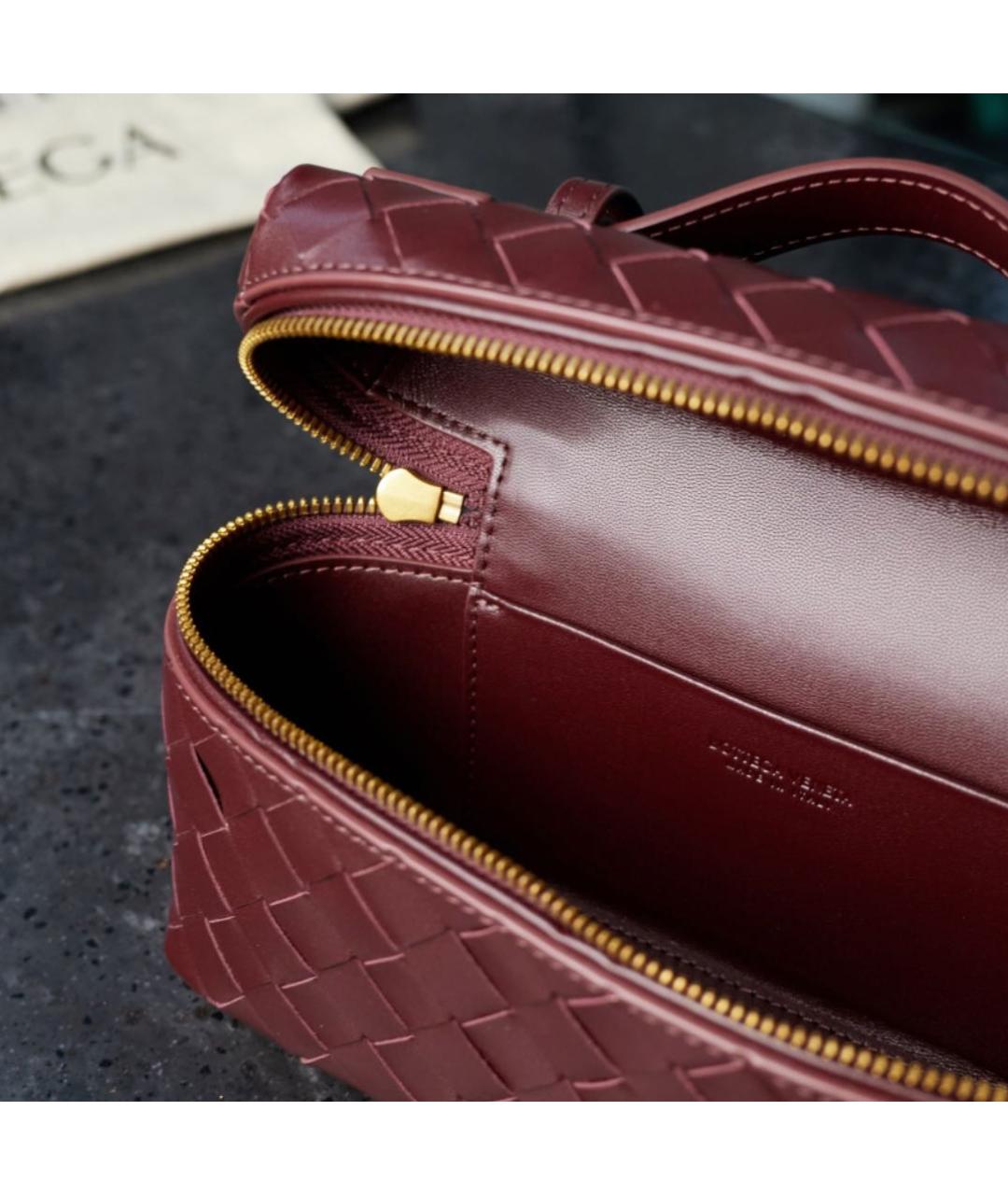 BOTTEGA VENETA Бордовая кожаная сумка через плечо, фото 5