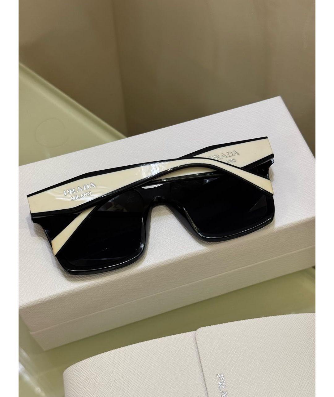 PRADA Черные пластиковые солнцезащитные очки, фото 2
