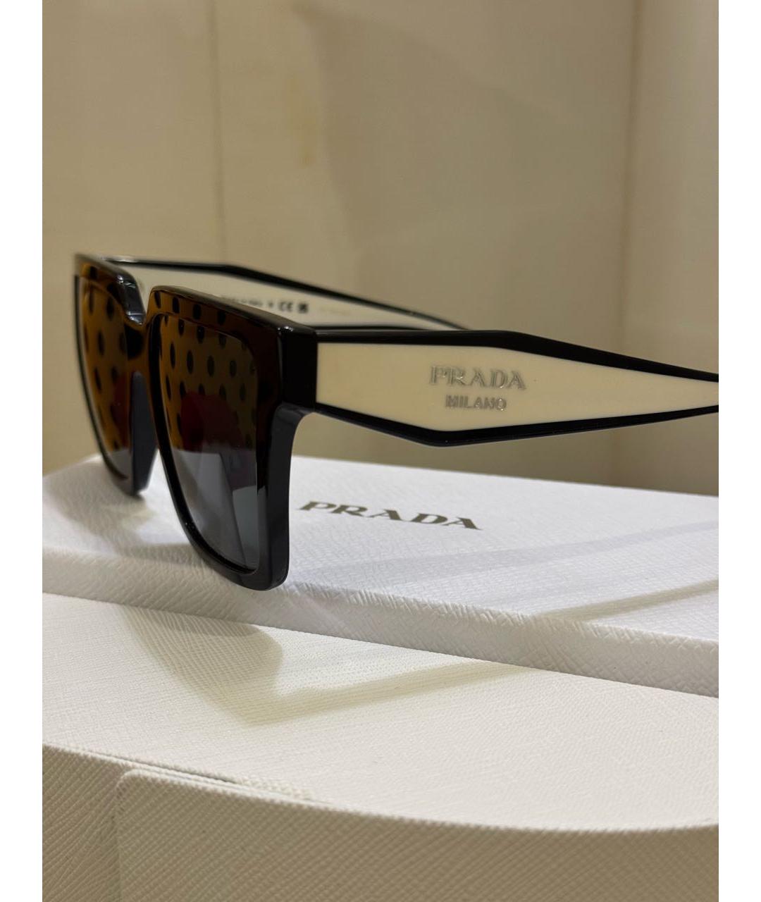 PRADA Черные пластиковые солнцезащитные очки, фото 6