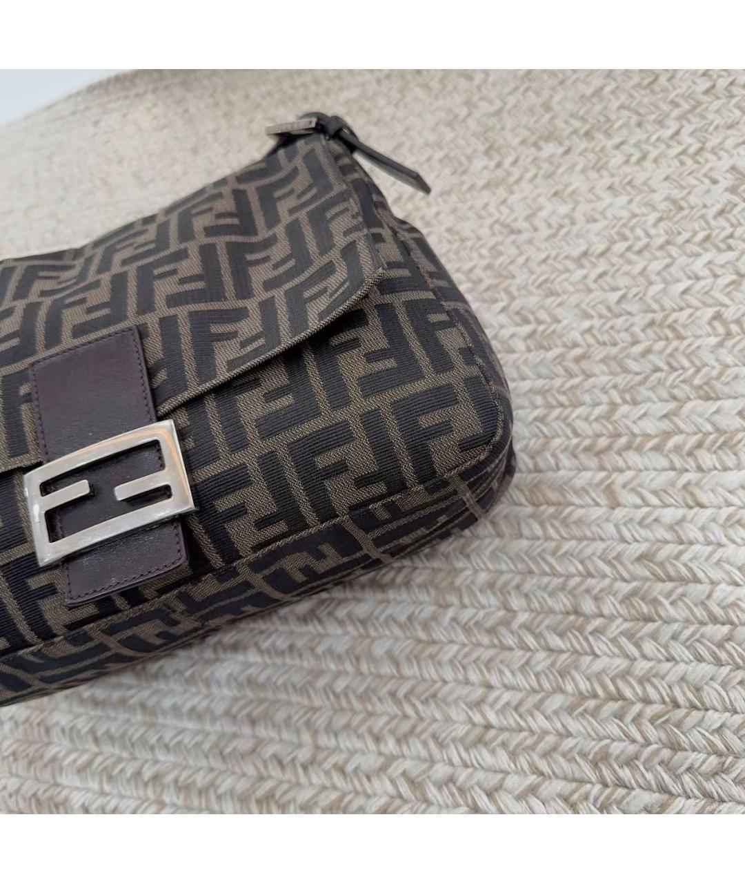 FENDI Коричневая кожаная сумка с короткими ручками, фото 7