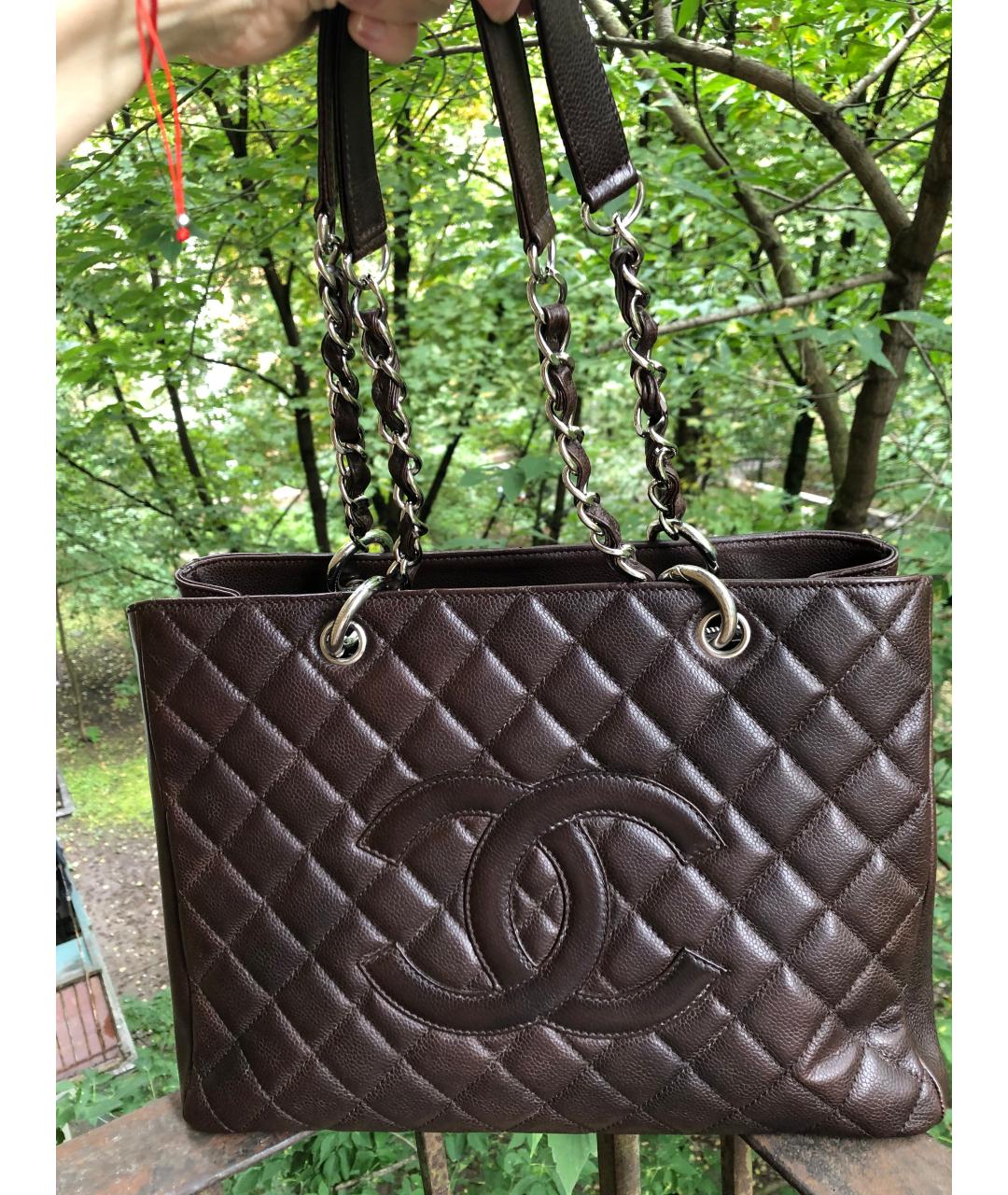 CHANEL Коричневая кожаная сумка тоут, фото 7