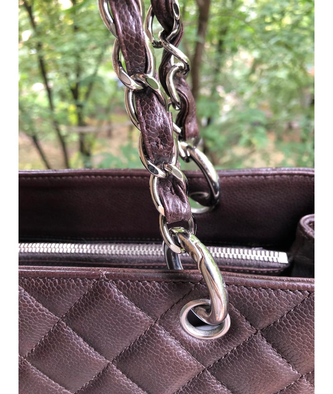 CHANEL Коричневая кожаная сумка тоут, фото 5