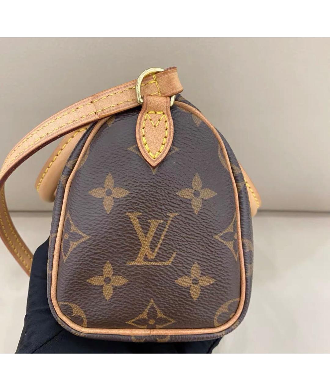 LOUIS VUITTON Коричневая кожаная сумка через плечо, фото 3