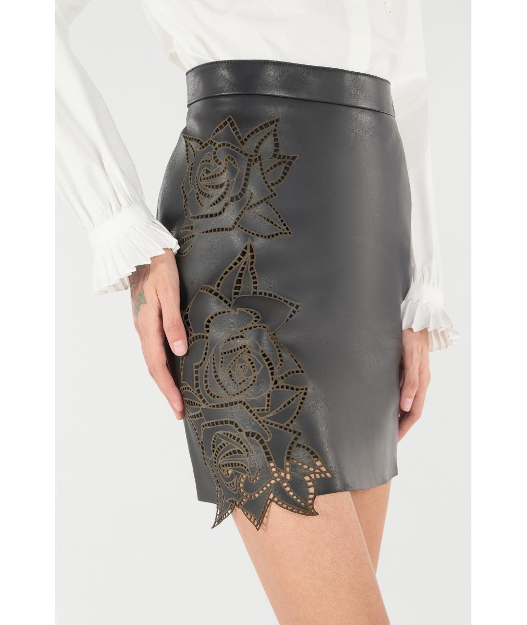 ROBERTO CAVALLI Черная кожаная юбка мини, фото 4