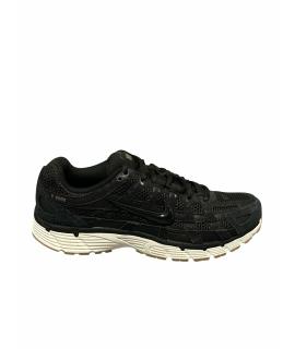 NIKE Низкие кроссовки / кеды