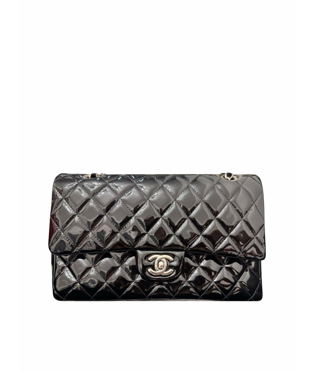 CHANEL Черная сумка через плечо из лакированной кожи, фото 1