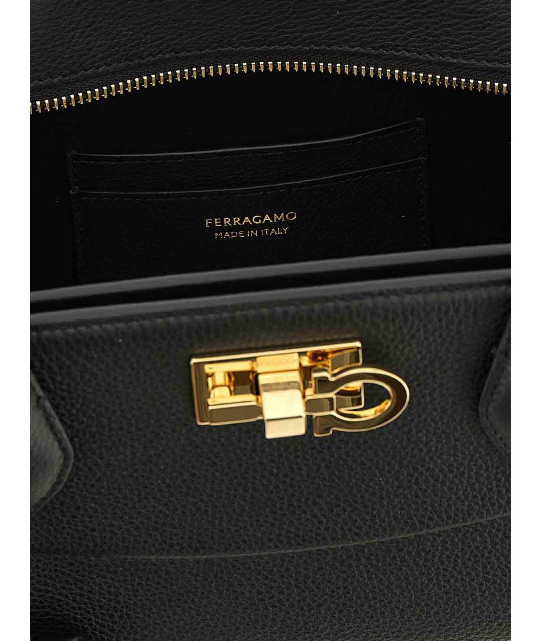FERRAGAMO Черная кожаная сумка через плечо, фото 4