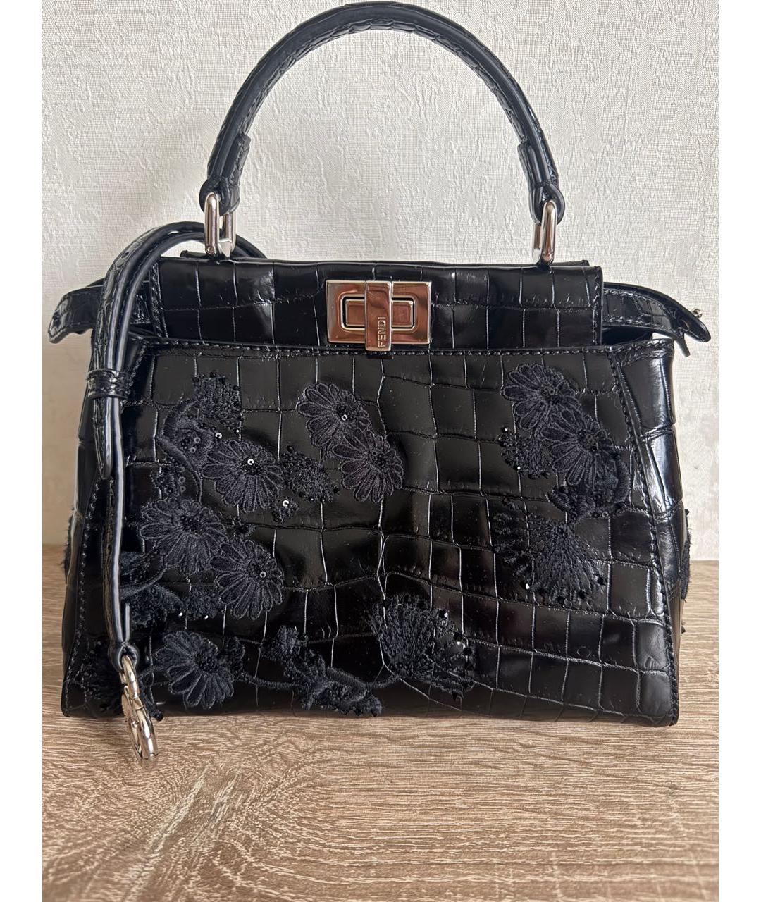 FENDI Сумка с короткими ручками из кожи крокодила, фото 9