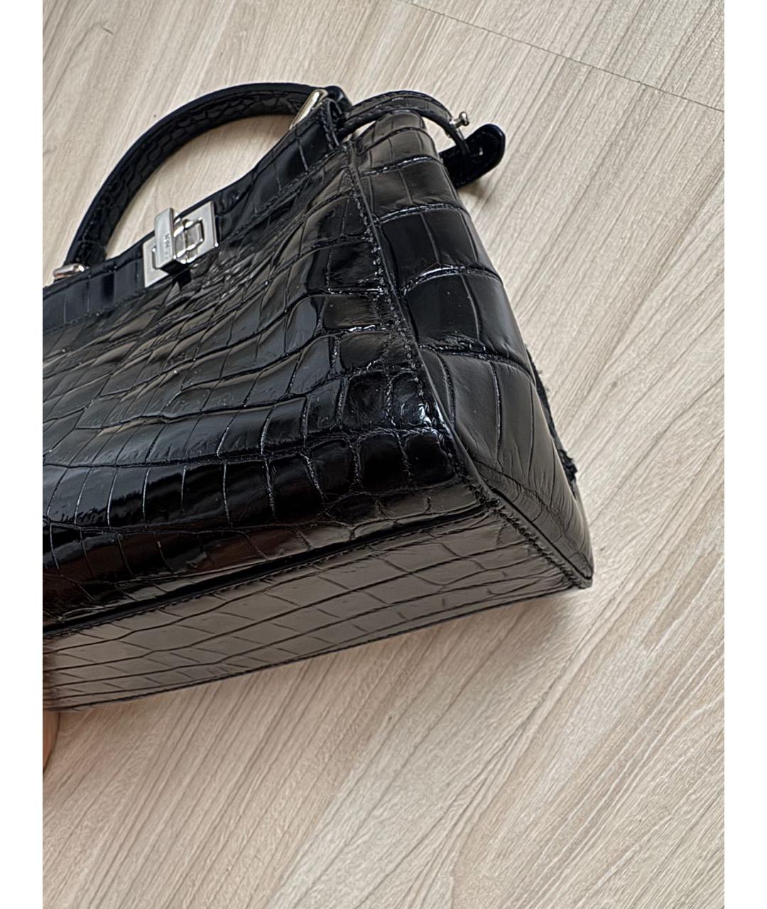 FENDI Сумка с короткими ручками из кожи крокодила, фото 5