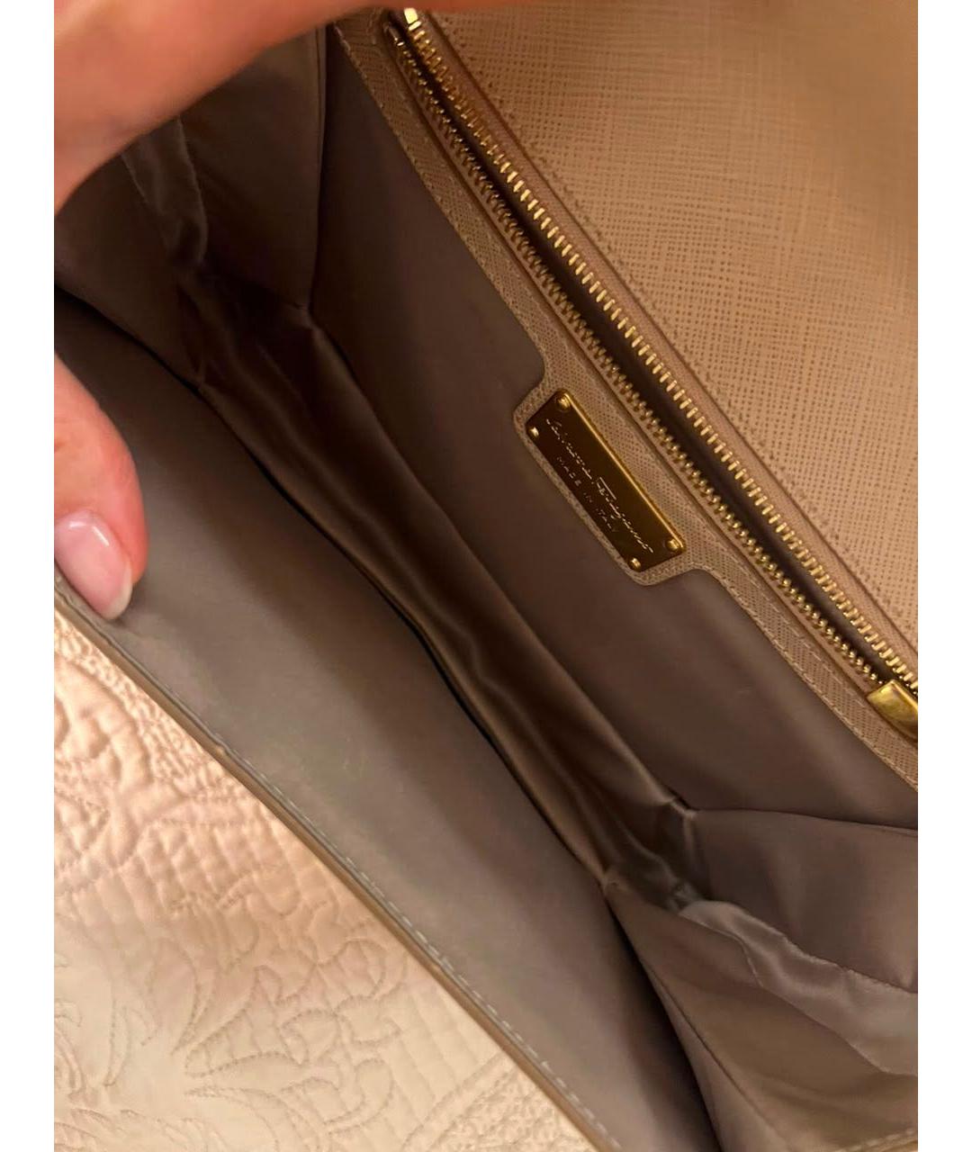 FERRAGAMO Бежевая кожаная сумка через плечо, фото 4