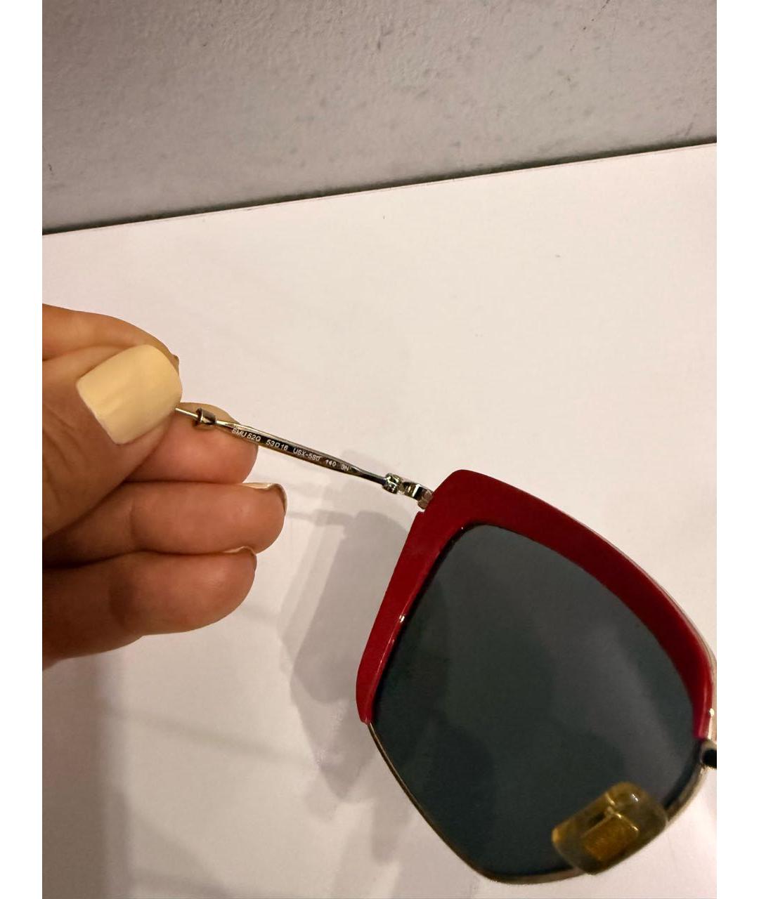 MIU MIU Красные металлические солнцезащитные очки, фото 3