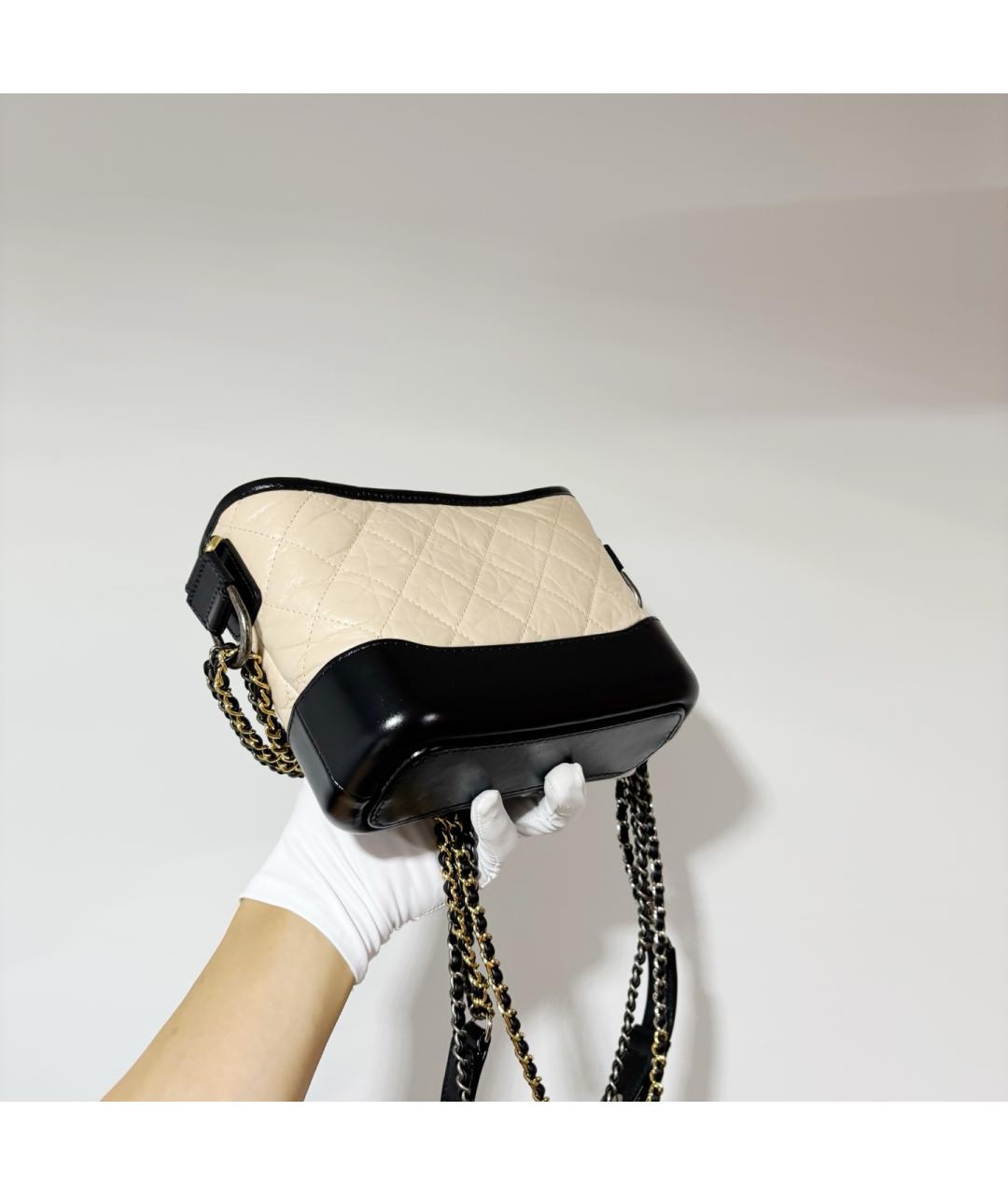 CHANEL Бежевая кожаная сумка через плечо, фото 4